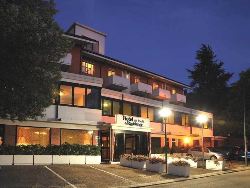 Hotel & Residence Dei Duchi Urbino Esterno foto